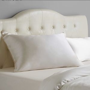 100% Mulberry Silk Pillowcase